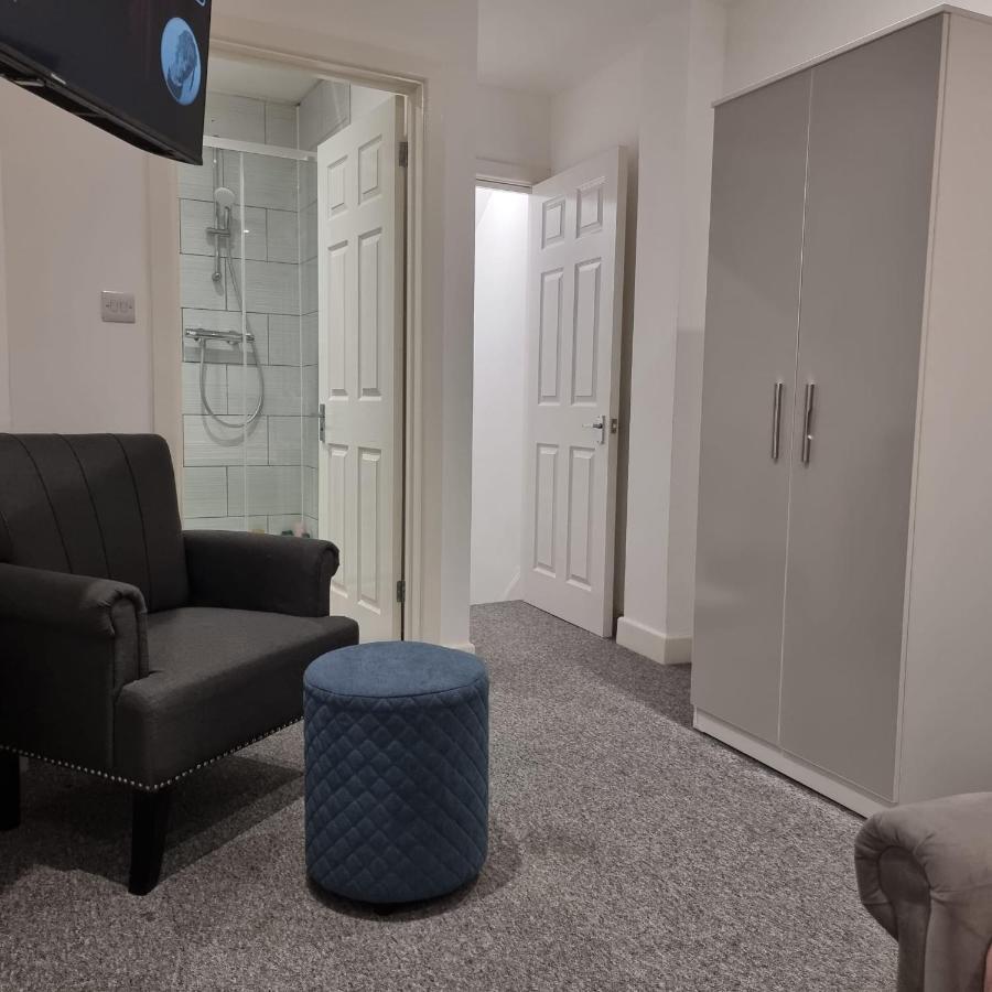 Classic 2 Bed Apartment In Oldkent Road ロンドン エクステリア 写真
